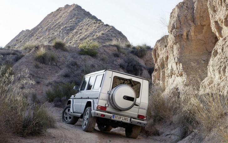 Mercedes-Benz G-Class ir GLK/Gamintojo nuotrauka