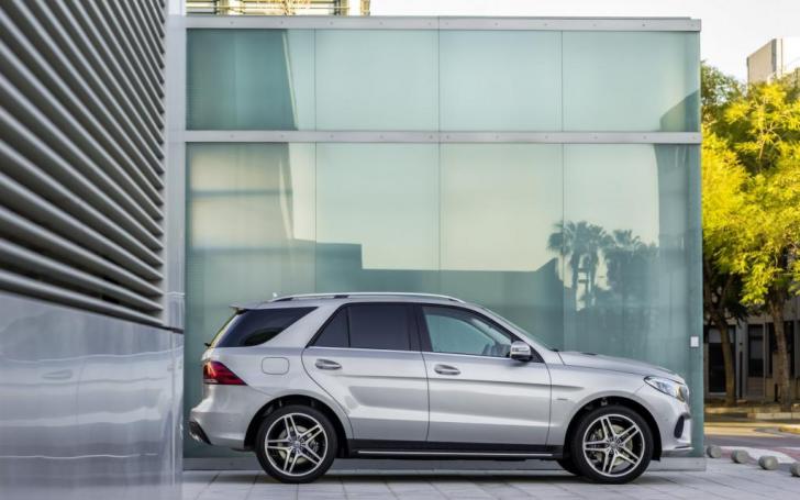 Mercedes-Benz GLE/Gamintojo nuotrauka