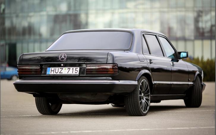 Mercedes-Benz S420 SEL/Tomo Sapario nuotrauka