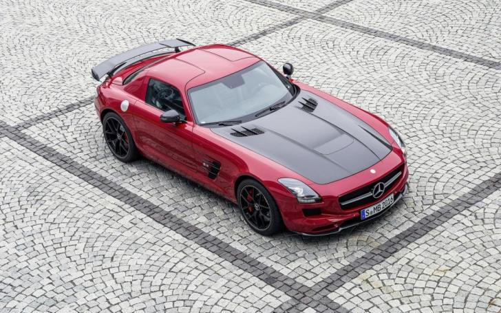 Mercedes-Benz SLS AMG Final Edition/Gamintojo nuotrauka