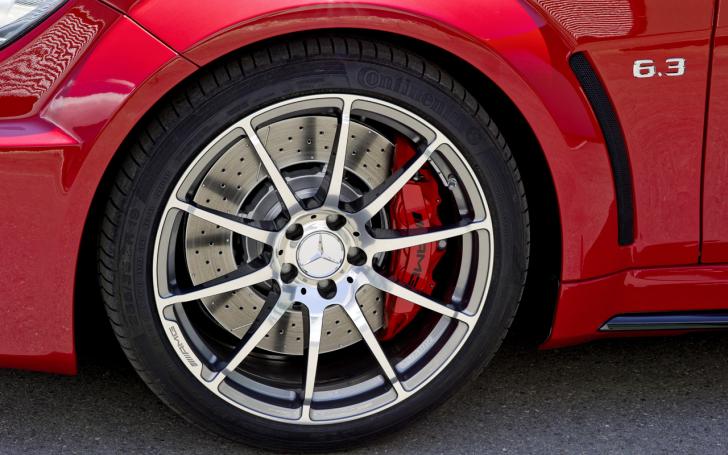 Mercedes-Benz C 63 AMG Coupe Black Series/Gamintojo nuotrauka