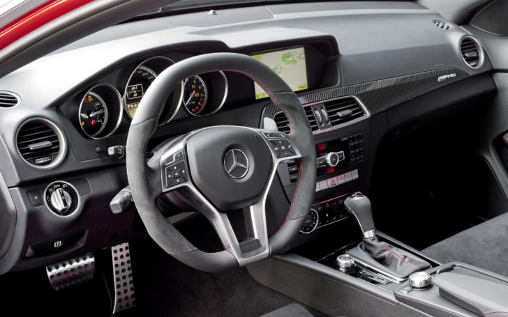 Mercedes-Benz C 63 AMG Coupe Black Series/Gamintojo nuotrauka