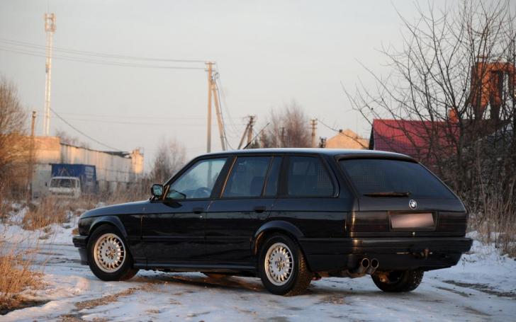 BMW E30 Touring/98.lt nuotrauka