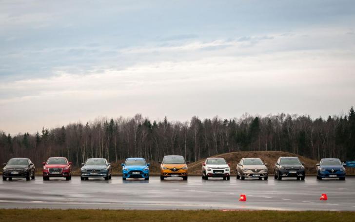 Nauji automobiliai