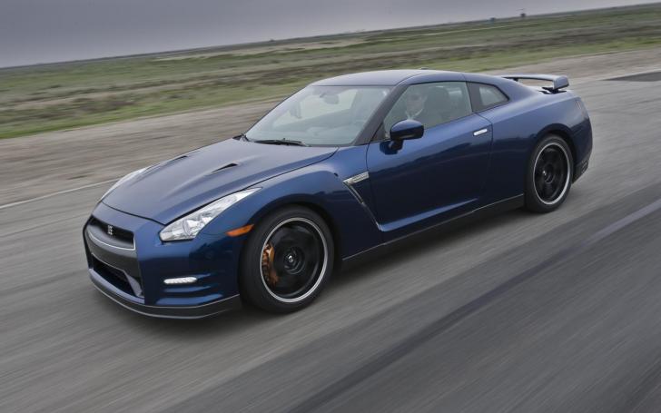 Nissan GT-R/Gamintojo nuotrauka