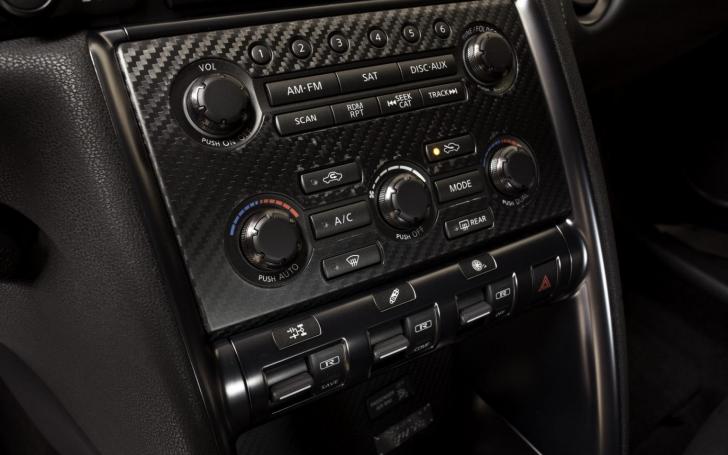 Nissan GT-R/Gamintojo nuotrauka
