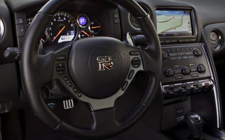 Nissan GT-R/Gamintojo nuotrauka