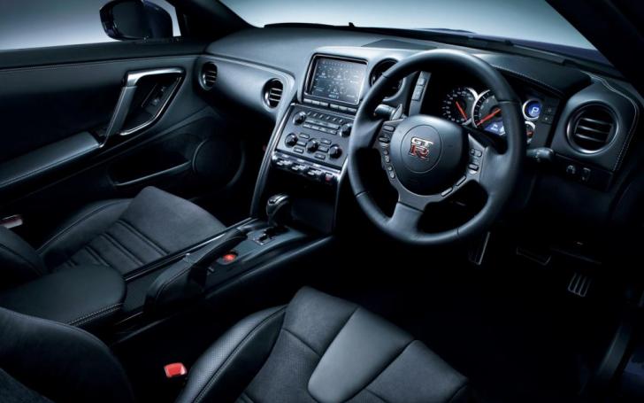 Nissan GT-R/Gamintojo nuotrauka