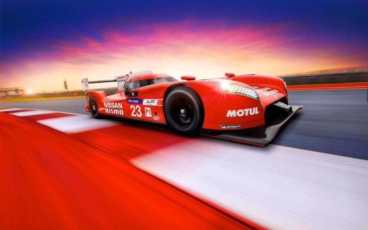 Nissan GT-R LM Nismo/Gamintojo nuotrauka