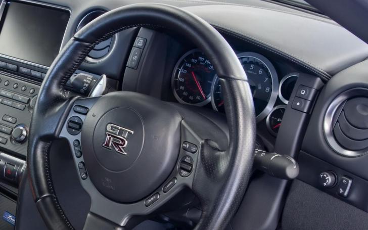 Nissan GT-R Track Pack Edition/Gamintojo nuotrauka