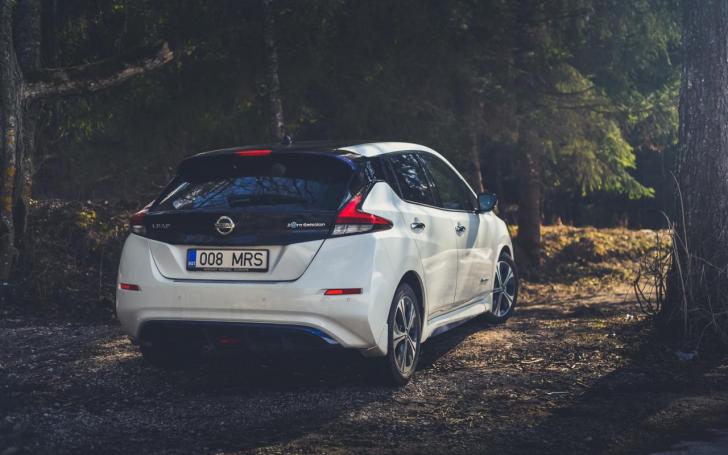 Nissan Leaf 2/V P Motors nuotrauka