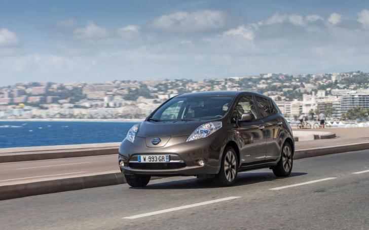 Nissan Leaf/Gamintojo nuotrauka