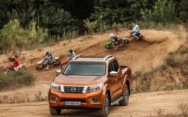 Nissan NP300 Navara/Gamintojo nuotrauka