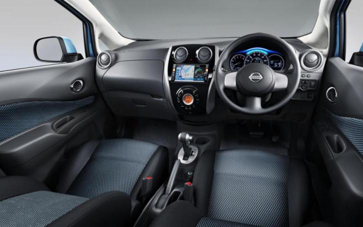 Nissan Note/Gamintojo nuotrauka