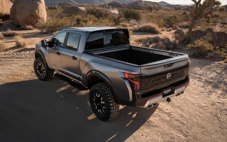 Nissan Titan Warrior Concept/Gamintojo nuotrauka