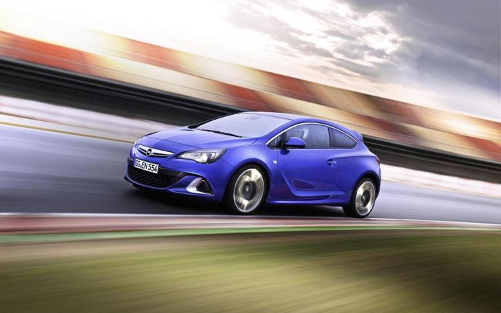 Opel Astra GTC OPC/Gamintojo nuotrauka