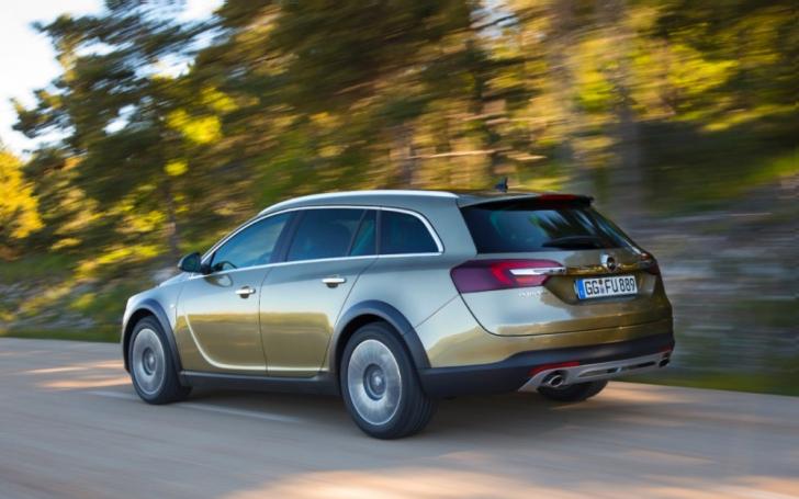 Opel Insignia Country Tourer/Gamintojo nuotrauka