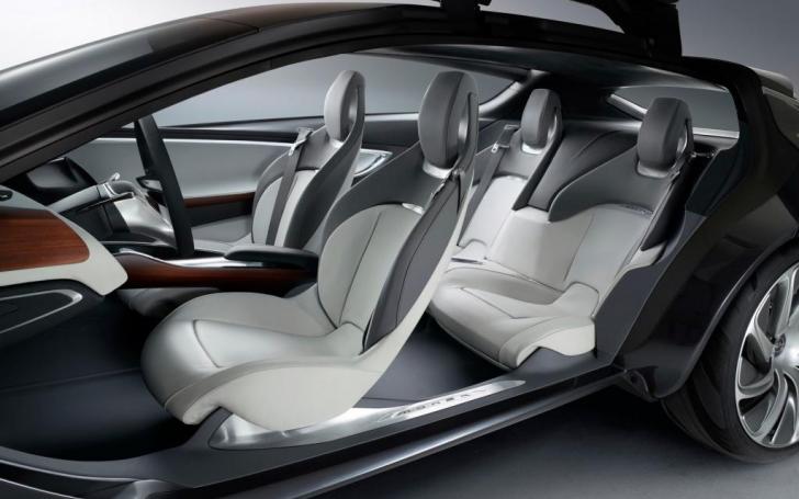 Opel Monza Concept/Gamintojo nuotrauka