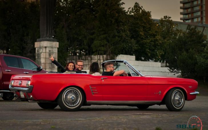 Automobilių susitikimas/Vytauto Pilkausko nuotrauka