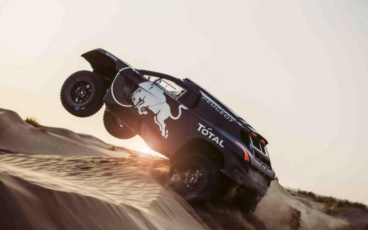 Peugeot 2008 DKR/Gamintojo nuotrauka