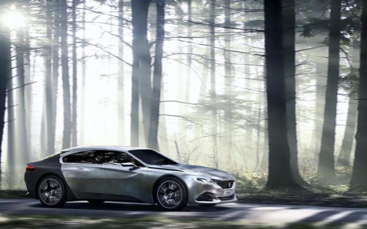 Peugeot Exalt Concept /Gamintojo nuotrauka