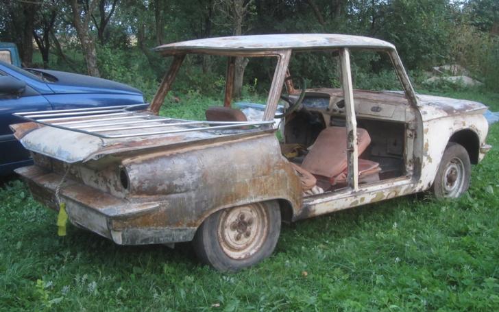 Pirmas vaizdas, pamačius automobilį 2014 metais/Retromobile nuotrauka Pirmas vaizdas, pamačius automobilį 2014 metais/Retromobile nuotrauka