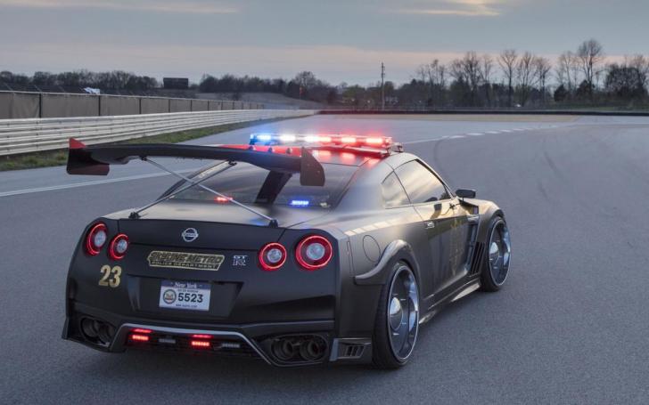 Nissan GT-R