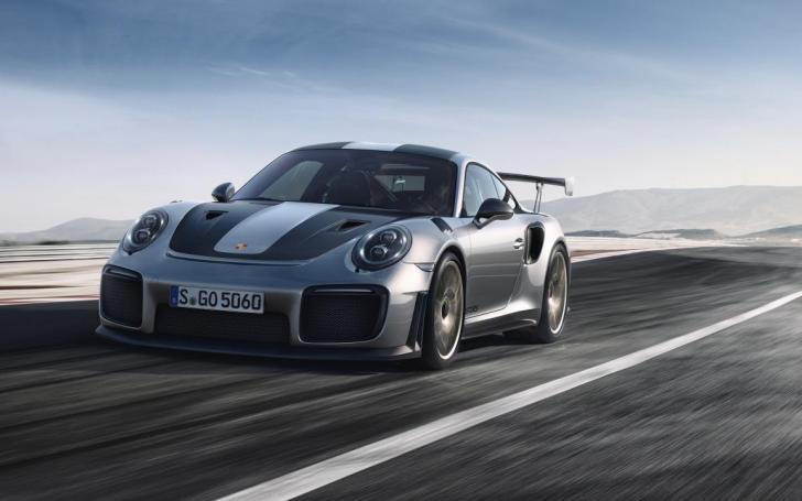Porsche 911 GT2 RS