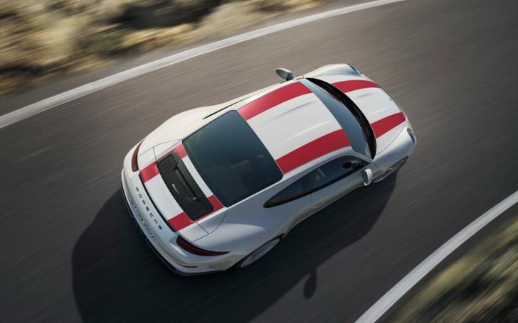 Porsche 911 Turbo/Gamintojo nuotrauka