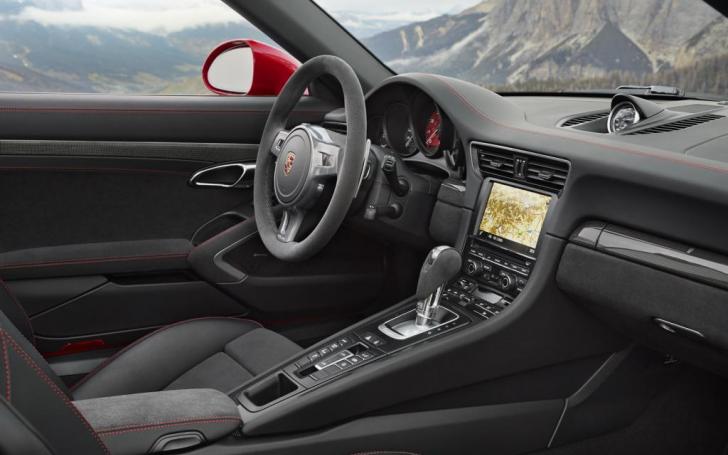 Porsche 911 Targa 4 GTS/Gamintojo nuotrauka