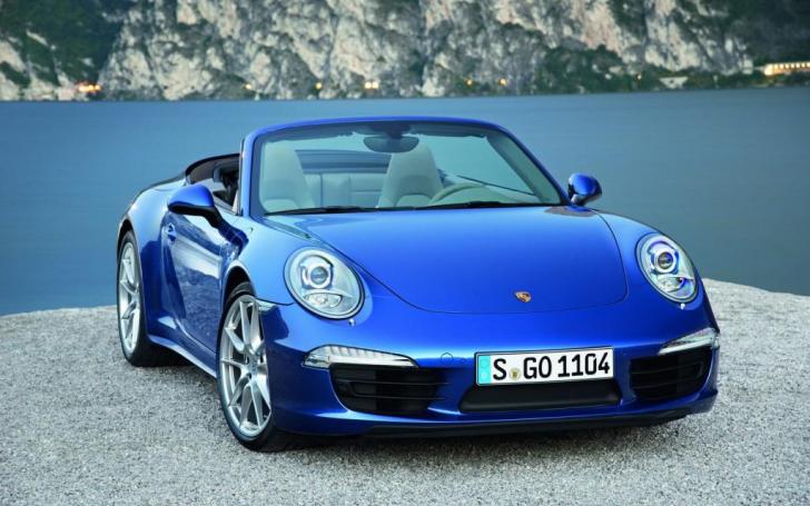 Porsche 911 Carrera 4/Gamintojo nuotrauka