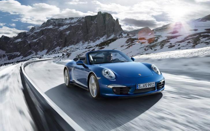 Porsche 911 Carrera 4/Gamintojo nuotrauka
