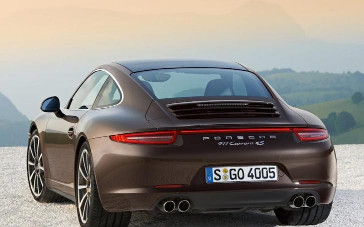 Porsche 911 Carrera 4S/Gamintojo nuotrauka