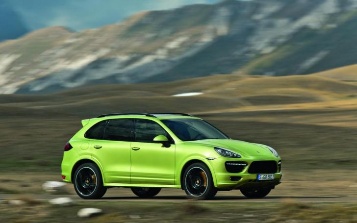 Porsche Cayenne GTS/Gamintojo nuotrauka