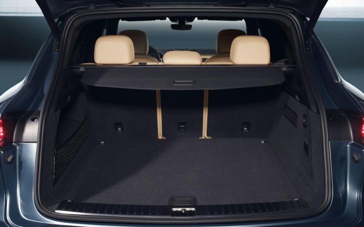 Trečios kartos Porsche Cayenne