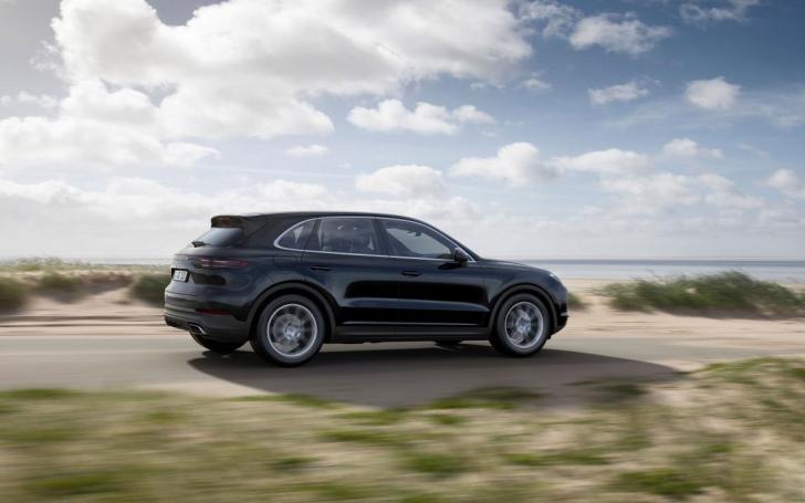Trečios kartos Porsche Cayenne