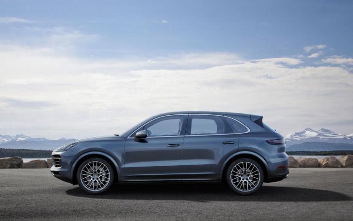 Trečios kartos Porsche Cayenne