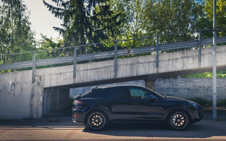 Porsche Cayenne Turbo Coupe