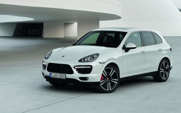 Porsche Cayenne Turbo S/Gamintojo nuotrauka