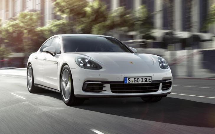 Porsche Panamera 4 E-Hybrid