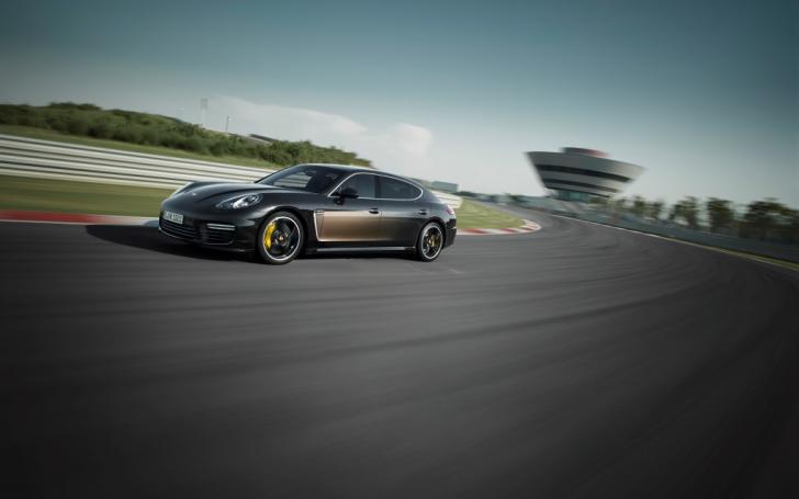 Porsche Panamera/Gamintojo nuotrauka