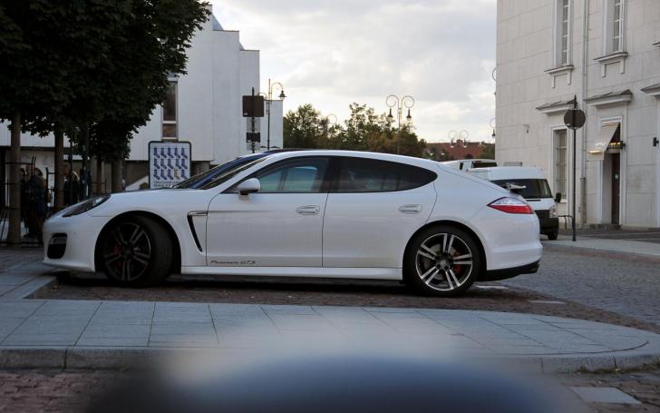 Porsche Panamera GTS