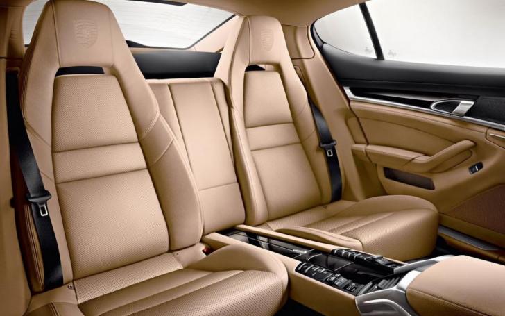 Porsche Panamera V6 Platinum Edition/Gamintojo nuotrauka