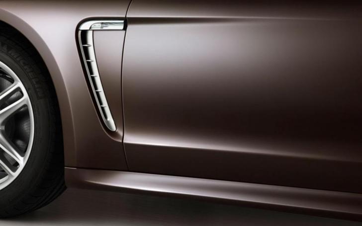 Porsche Panamera V6 Platinum Edition/Gamintojo nuotrauka