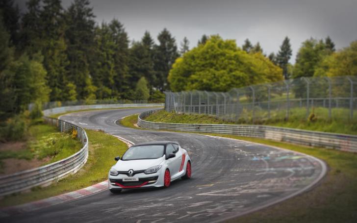 Renault Megane R.S. 275 Trophy-R/Gamintojo nuotrauka