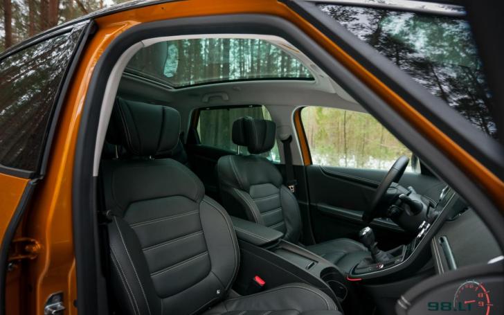 Renault Scenic/Vytauto Pilkausko nuotrauka