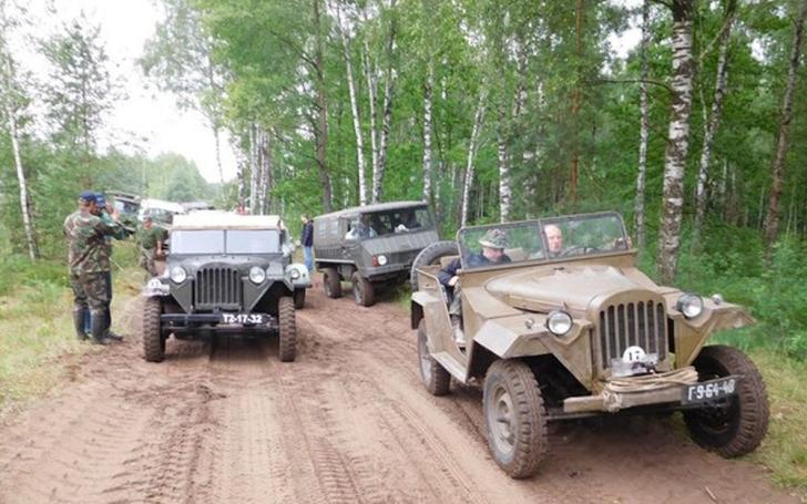 Retromobile 4x4 2016/Asoc. Retromobile nuotrauka