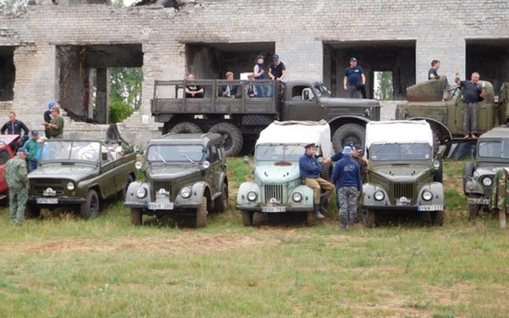Retromobile 4x4 2016/Asoc. Retromobile nuotrauka
