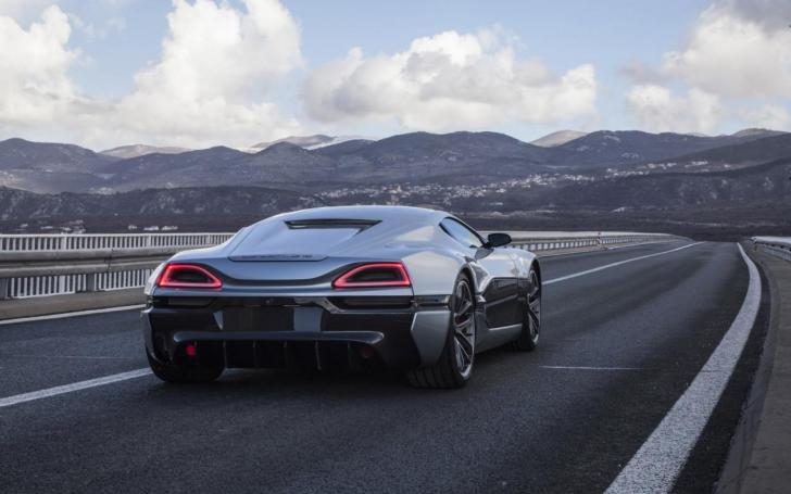 Rimac Concept One/Gamintojo nuotrauka