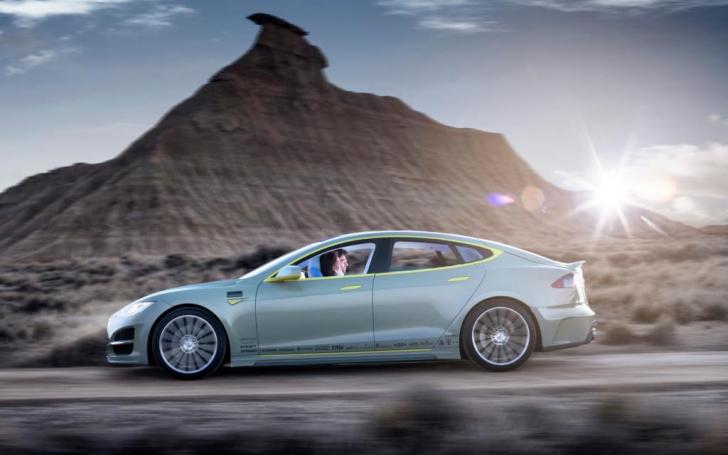 Rinspeed Tesla Model S XchangE/Gamintojo nuotrauka